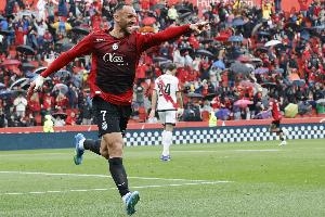 西甲银靴!32岁穆里奇本赛季打进23球,是新世纪西甲降级队最高